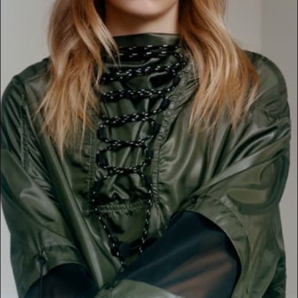 💝SOLD💝IVY PARK Hi Shine Lace-Up Jacket - Picture 5 of 7